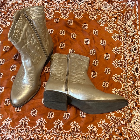 Silver Western Ankle Boots - Picture 2 of 11
